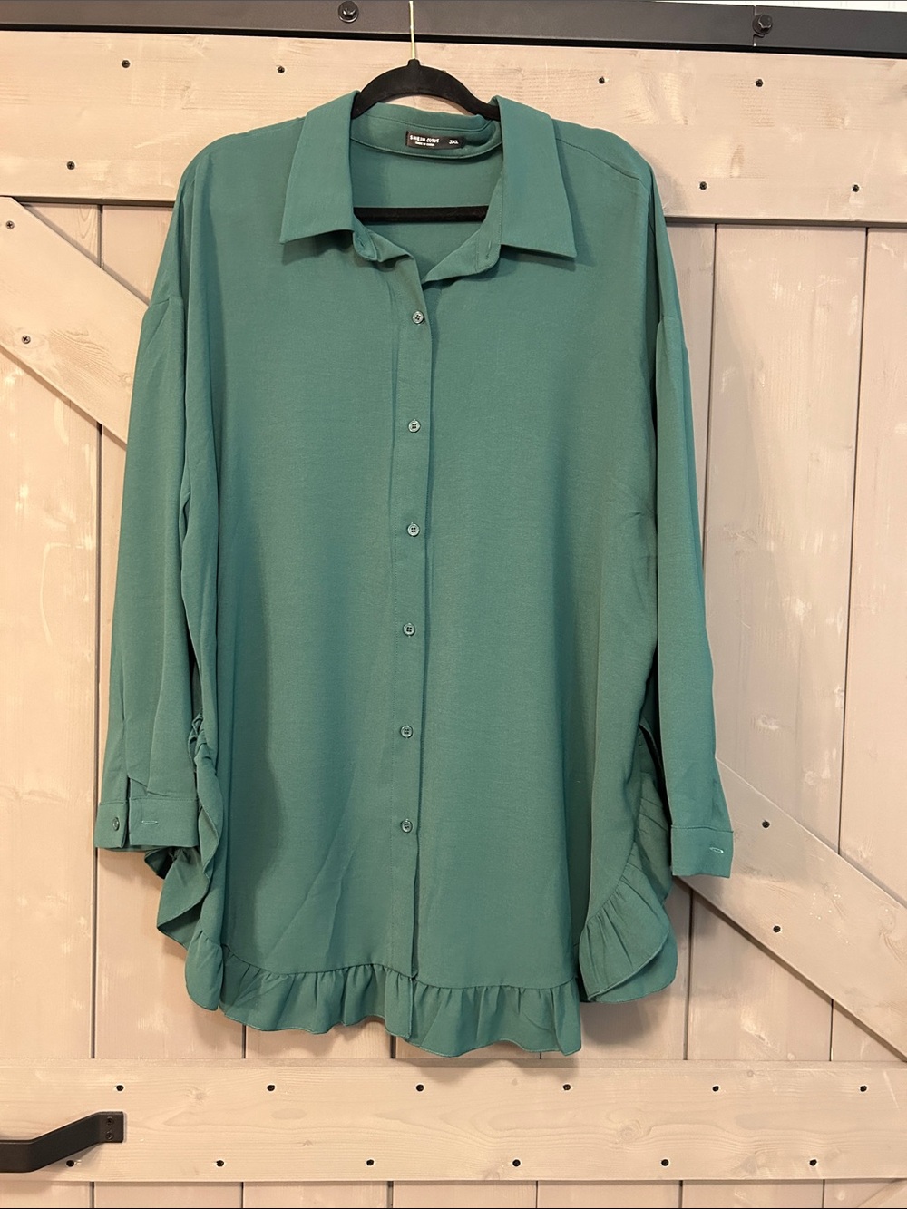 Flowy Green Button-Up Ruffle Hem Shirt - SHEIN